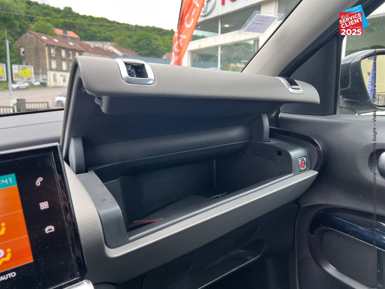 Véhicule d'occasion CITROEN C4 CACTUS PURETECH 130CH SS SHINE EAT6 E6.D 7CV chez HESS Automobile