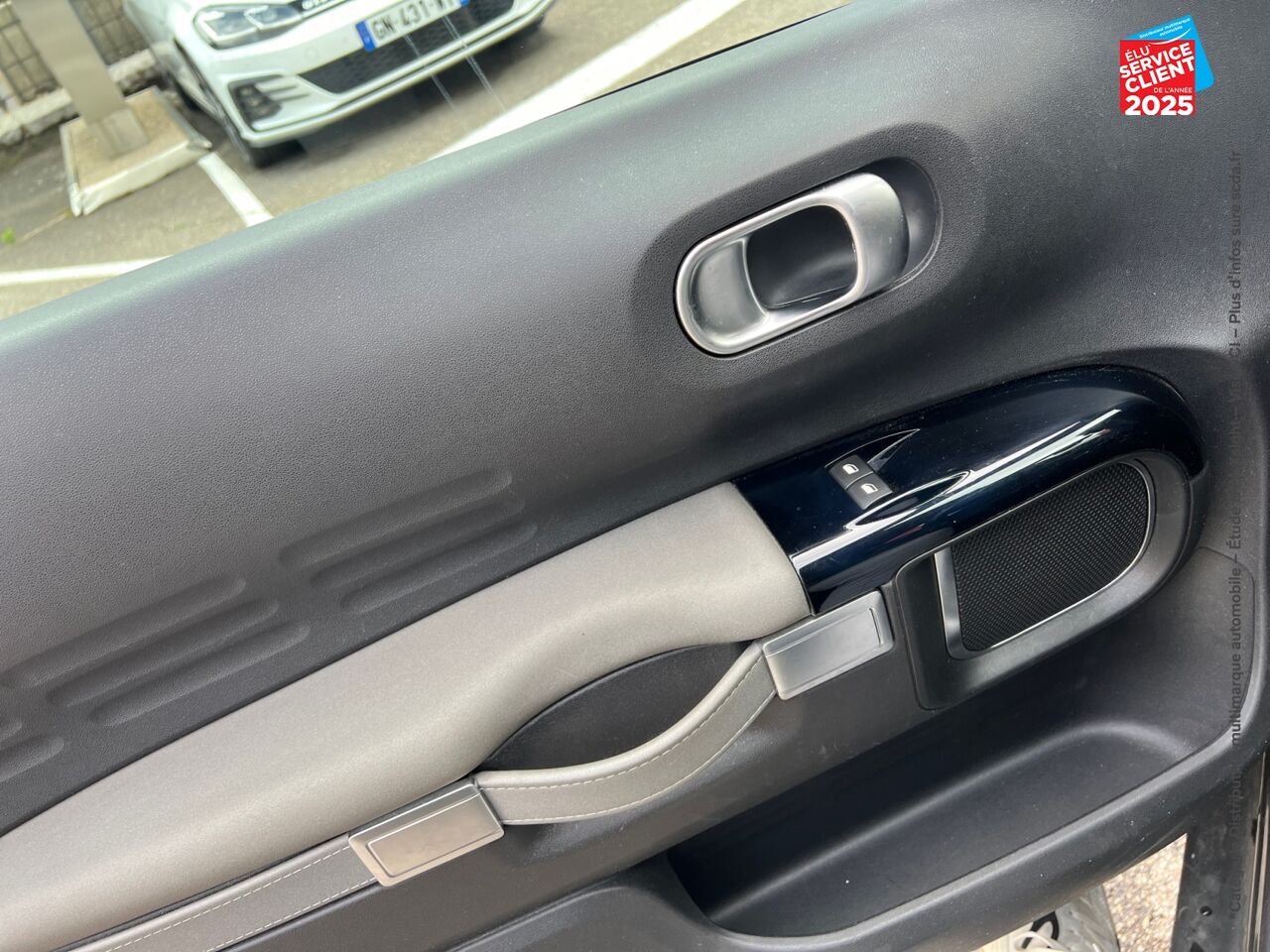 Véhicule d'occasion CITROEN C4 CACTUS PURETECH 130CH SS SHINE EAT6 E6.D 7CV chez HESS Automobile