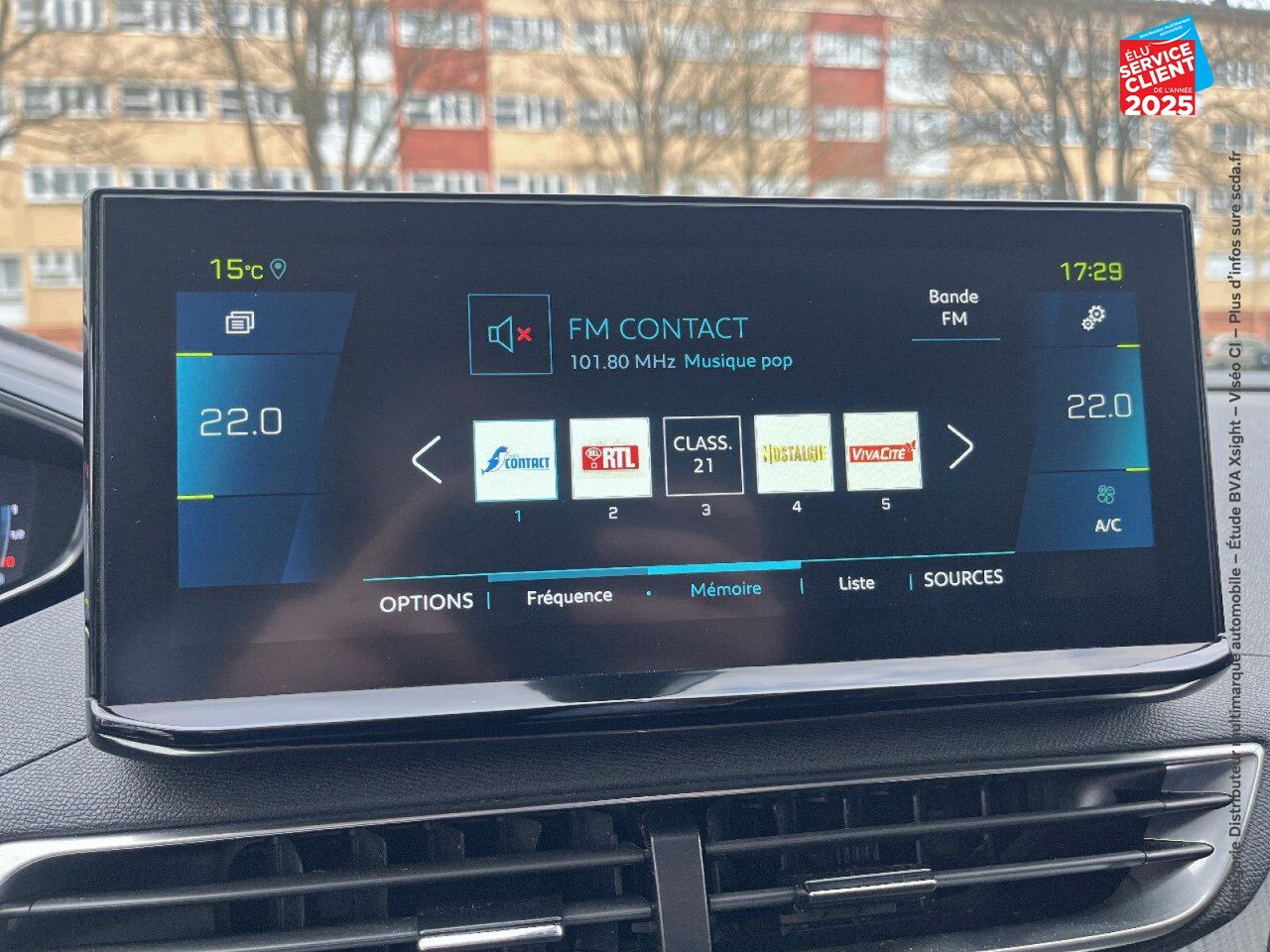 Véhicule d'occasion PEUGEOT 3008 HYBRID 225CH ALLURE E-EAT8 chez Dacia Mulhouse