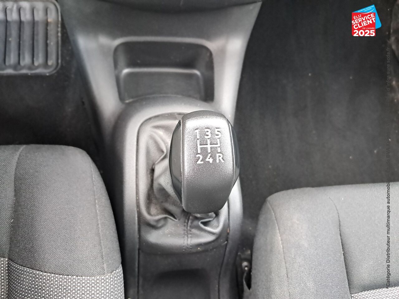 Véhicule d'occasion CITROEN C4 CACTUS PURETECH 110 SHINE SS chez Hyundai Reims