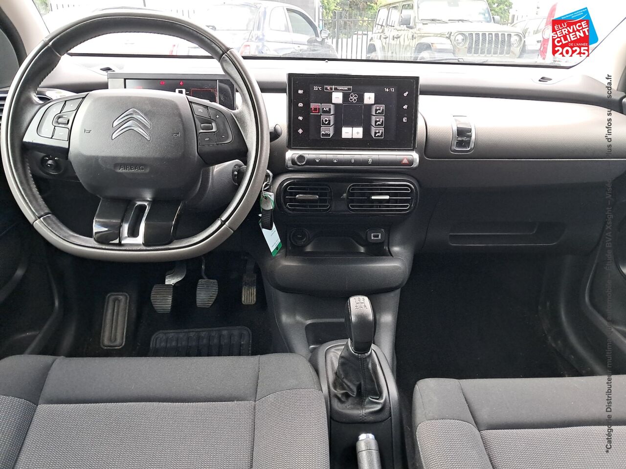 Véhicule d'occasion CITROEN C4 CACTUS PURETECH 110 SHINE SS chez Hyundai Reims