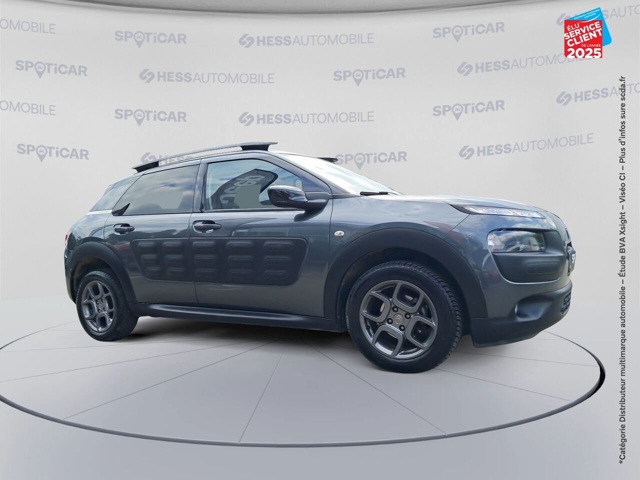 Véhicule d'occasion CITROEN C4 CACTUS PURETECH 110 SHINE SS chez Hyundai Reims