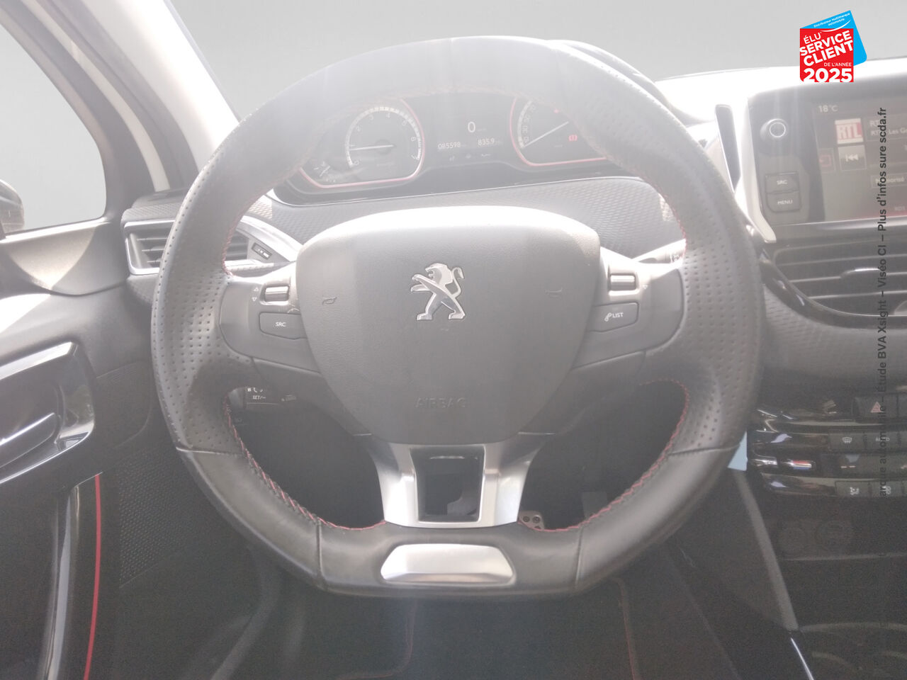 Véhicule d'occasion PEUGEOT 2008 1.2 PURETECH 110CH GT LINE SS chez Toyota Saint Dizier