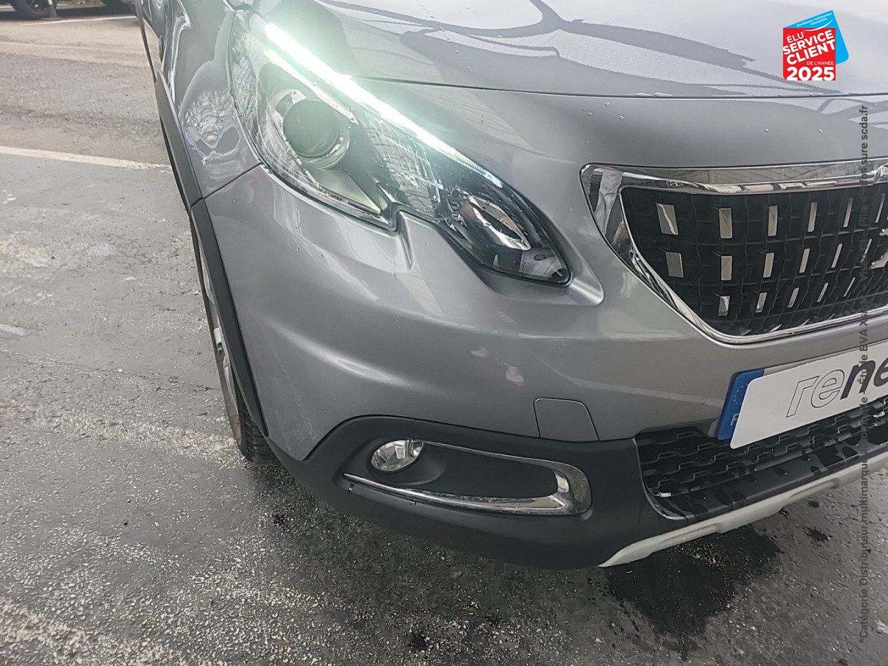 Véhicule d'occasion PEUGEOT 2008 1.2 PURETECH 130CH E6.C CROSSWAY SS EAT6 6CV chez Toyota Verdun