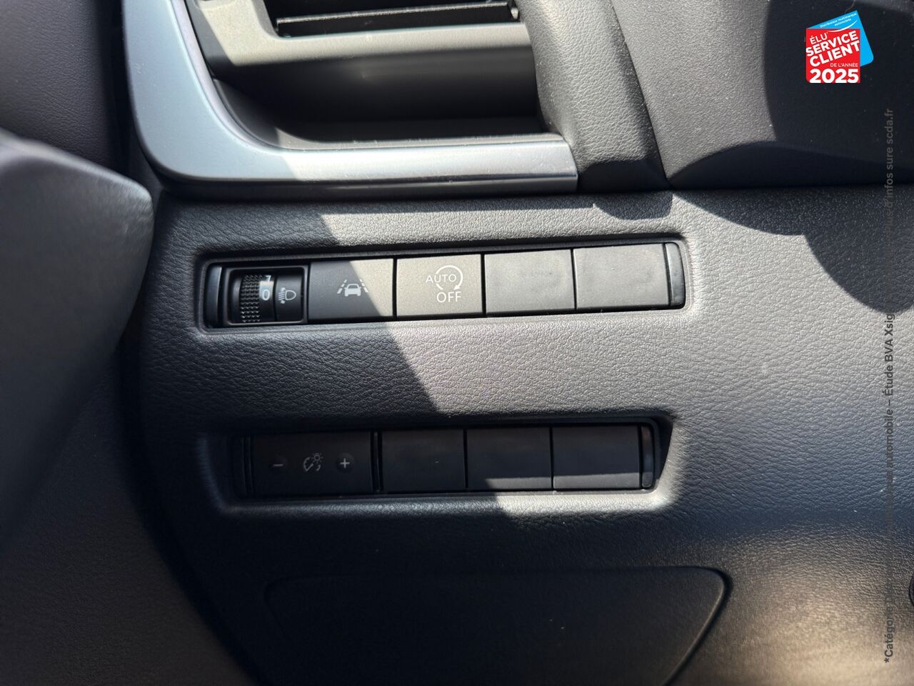 Véhicule d'occasion NISSAN QASHQAI 1.3 MILD HYBRID 140CH BUSINESS EDITION CAMERA chez Nissan Qashqai occasion