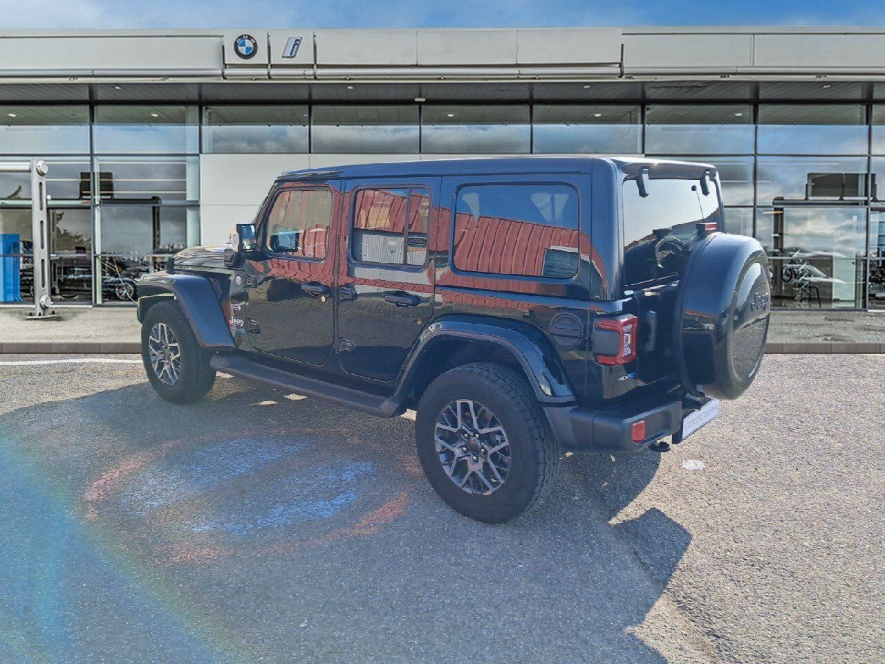 Véhicule d'occasion JEEP WRANGLER UNLIMITED 2.0 T 380CH 4XE OVERLAND COMMAND-TRAC MY22 chez Renault Sélestat