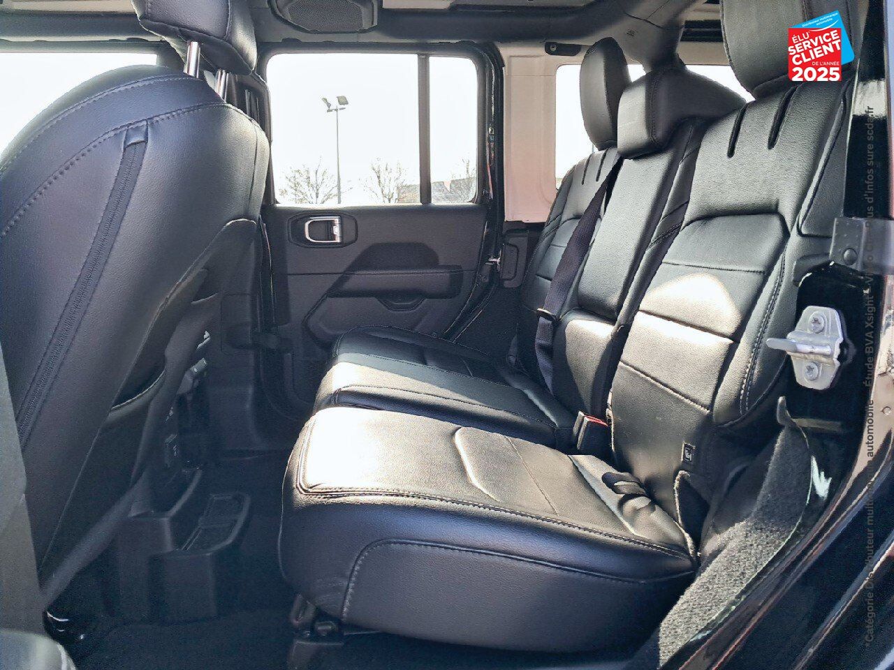 Véhicule d'occasion JEEP WRANGLER UNLIMITED 2.0 T 380CH 4XE OVERLAND COMMAND-TRAC MY22 chez Renault Sélestat