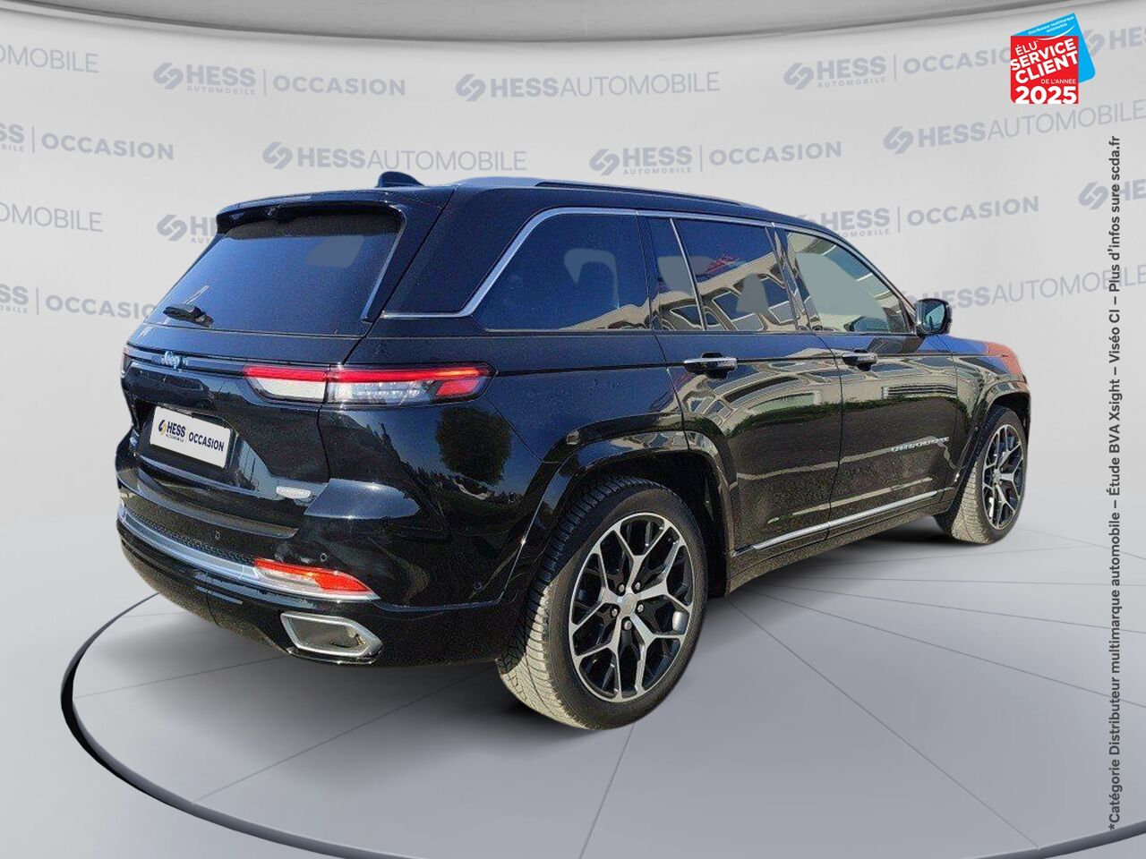 Véhicule d'occasion JEEP GRAND CHEROKEE 2.0 T 380CH 4XE SUMMIT RESERVE QUADRA-TRAC II BVA8 chez BMW Dole