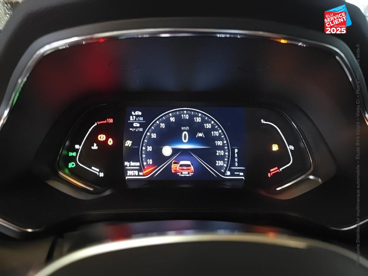 Véhicule d'occasion RENAULT CAPTUR 1.3 TCE 130CH FAP INTENS EDC chez Opel Bar le Duc
