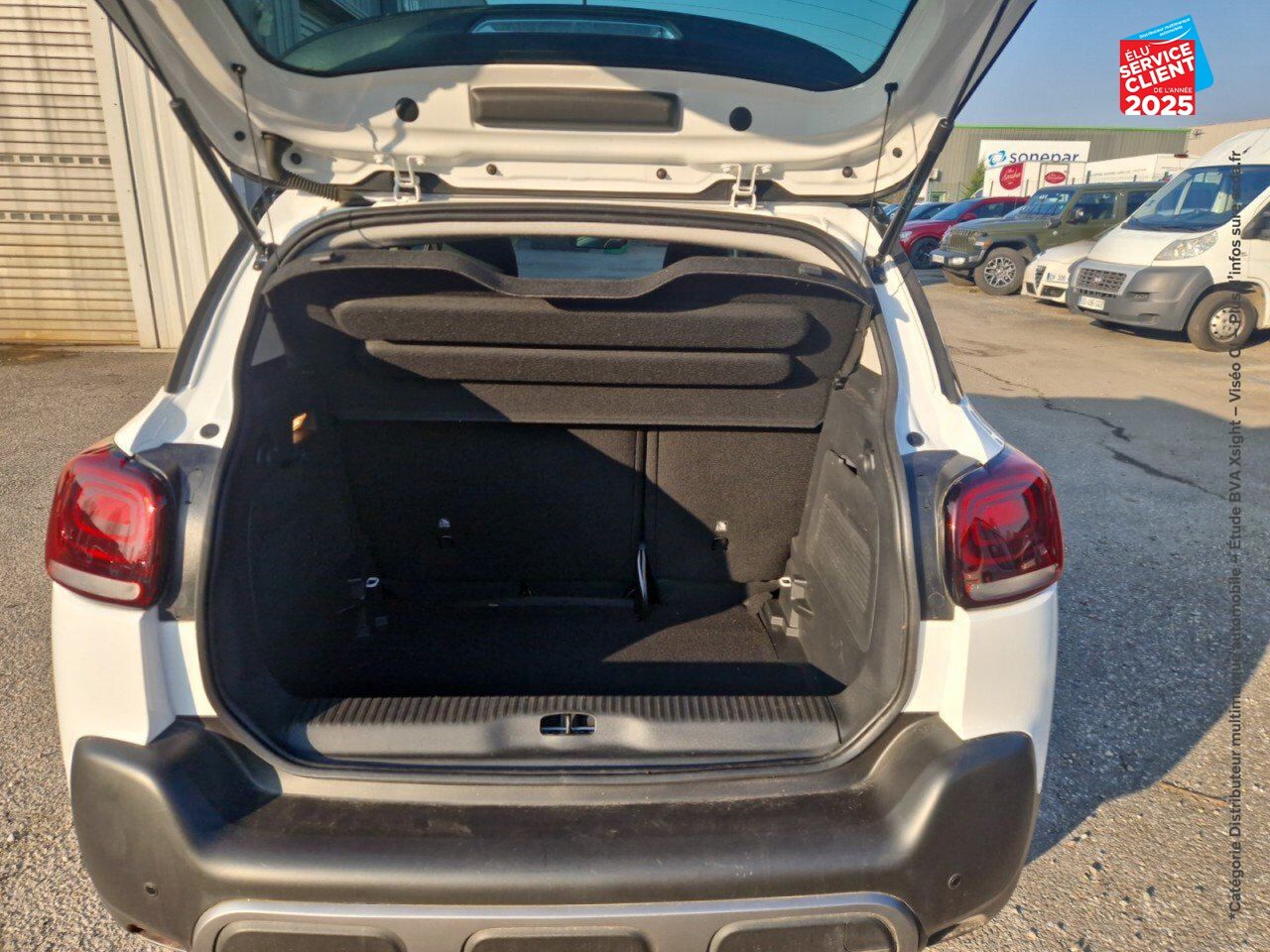 Véhicule d'occasion CITROEN C3 AIRCROSS PURETECH 130CH S/S C-SERIES EAT6 2022 GPS chez Toyota Bar le Duc