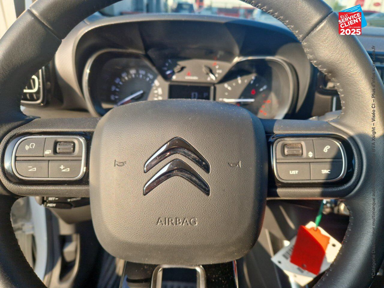 Véhicule d'occasion CITROEN C3 AIRCROSS PURETECH 130CH S/S C-SERIES EAT6 2022 GPS chez Toyota Bar le Duc