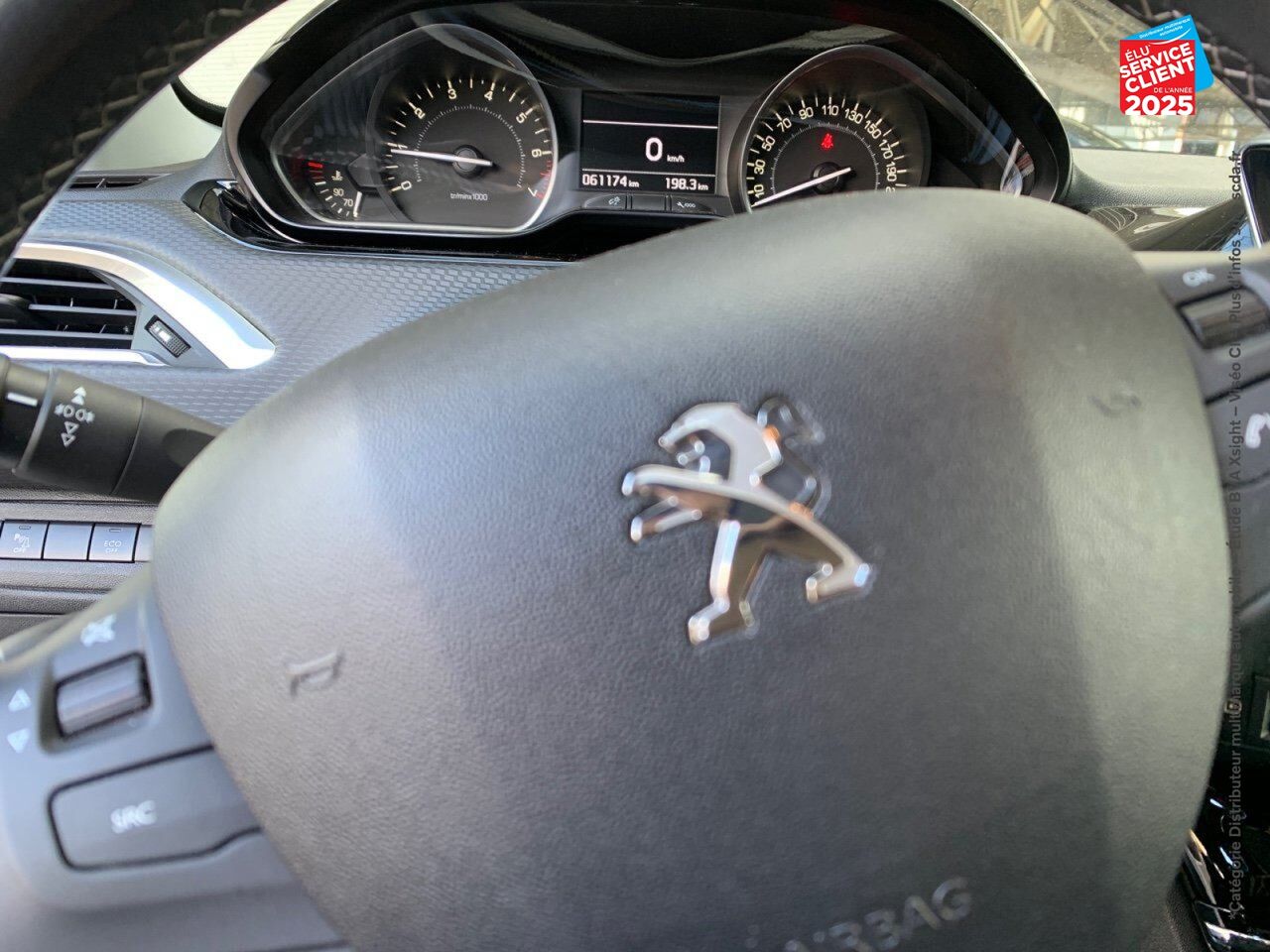 Véhicule d'occasion PEUGEOT 208 1.2 PURETECH 110CH E6.C ALLURE SS 5P chez Peugeot Hirson