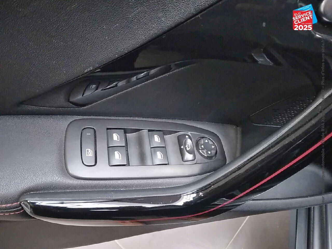 Véhicule d'occasion PEUGEOT 2008 1.2 PURETECH 130CH E6.C GT LINE SS chez Toyota Sarreguemines