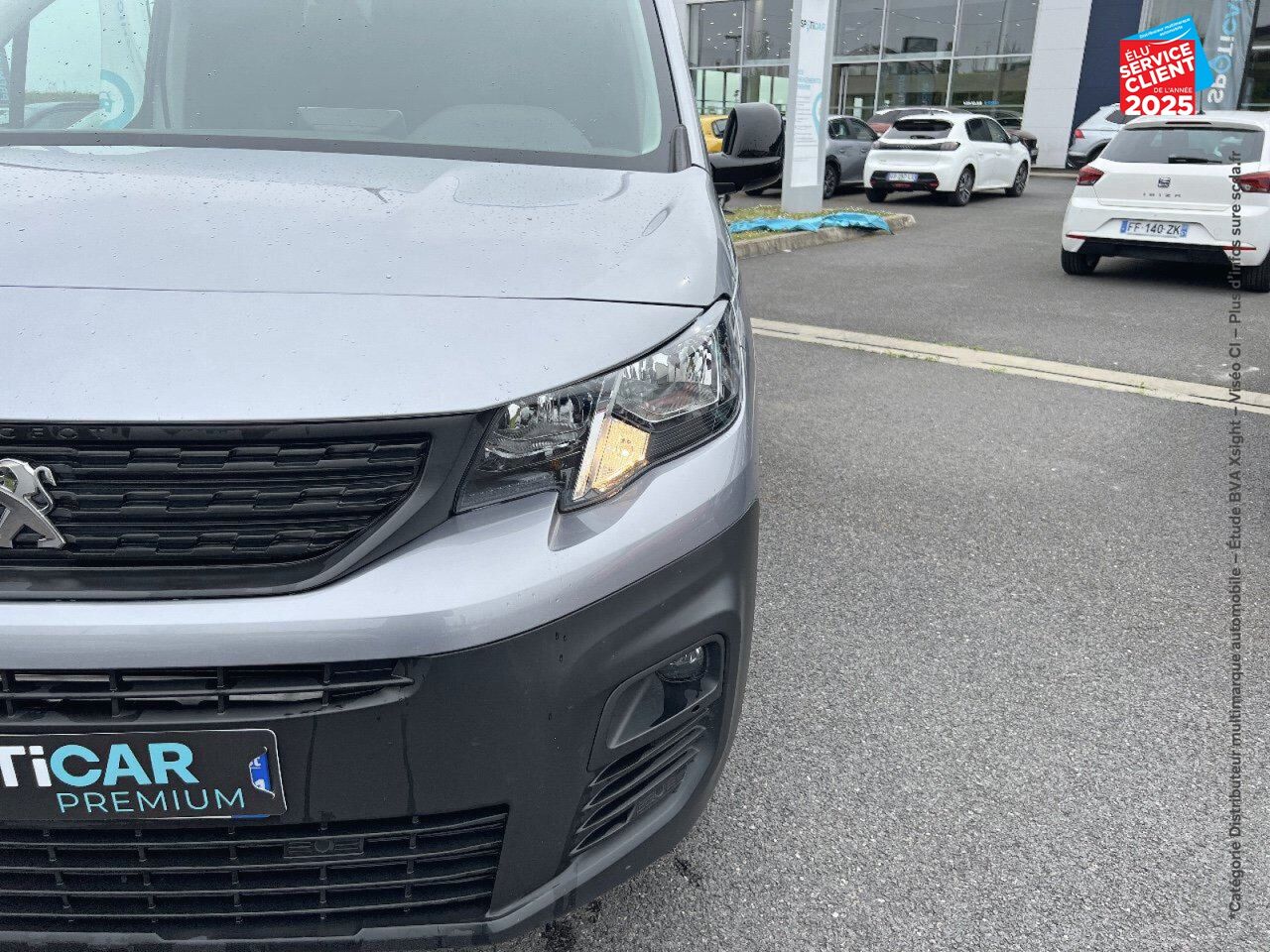 Véhicule d'occasion PEUGEOT PARTNER STANDARD 650KG BLUEHDI 130CH S/S ASPHALT EAT8 CARPLAY chez Renault Saint-Louis