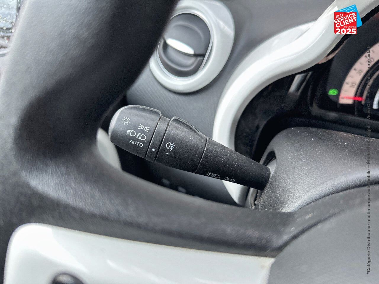 Véhicule d'occasion RENAULT TWINGO E-TECH ELECTRIC ZEN R80 ACHAT INTEGRAL - 21 chez Toyota Sarreguemines