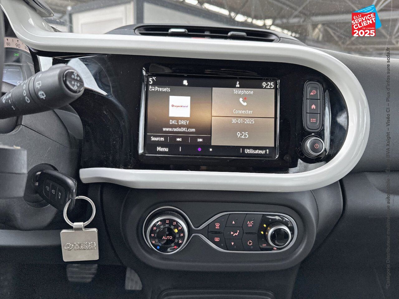 Véhicule d'occasion RENAULT TWINGO E-TECH ELECTRIC ZEN R80 ACHAT INTEGRAL - 21 chez Toyota Sarreguemines