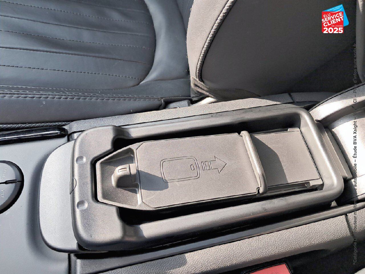 Véhicule d'occasion MINI CLUBMAN COOPER S 192CH BVA7 TOUVRANT SIEGES CHAUF/CUIR CAMERA CARPLAY H/KARDON HUD chez Renault Sélestat