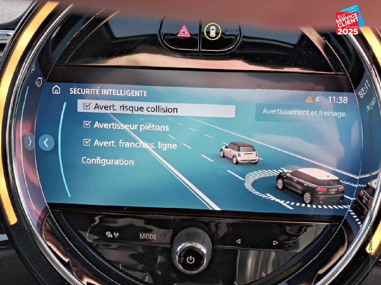 Véhicule d'occasion MINI CLUBMAN COOPER S 192CH BVA7 TOUVRANT SIEGES CHAUF/CUIR CAMERA CARPLAY H/KARDON HUD chez Renault Sélestat