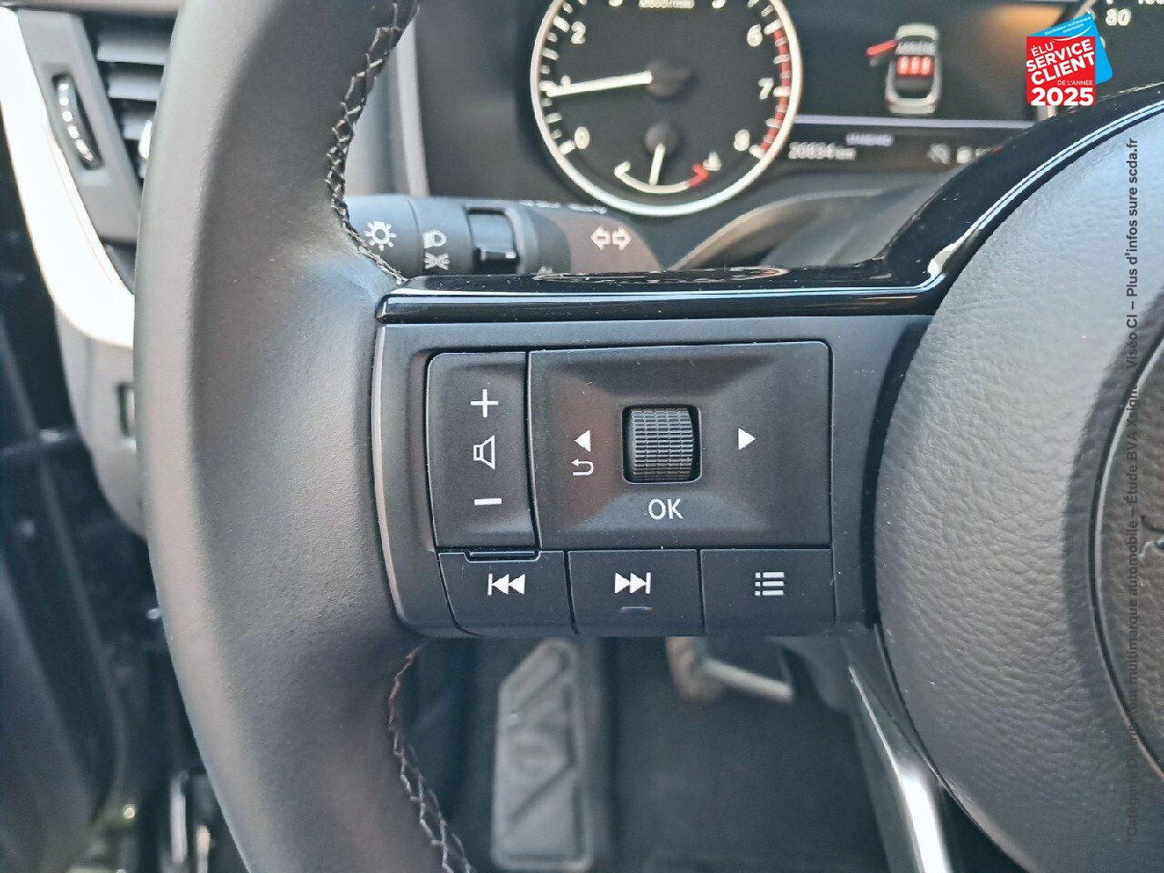 Véhicule d'occasion NISSAN QASHQAI 1.3 MILD HYBRID 140CH BUSINESS EDITION 2022 CAMERA chez Nissan Qashqai occasion