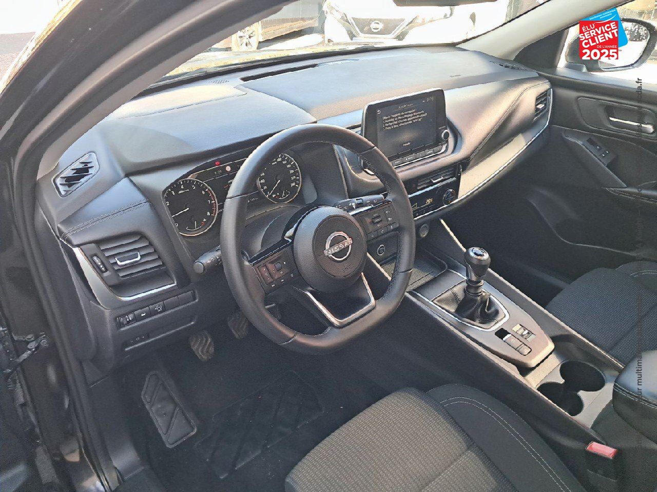 Véhicule d'occasion NISSAN QASHQAI 1.3 MILD HYBRID 140CH BUSINESS EDITION 2022 CAMERA chez Nissan Qashqai occasion