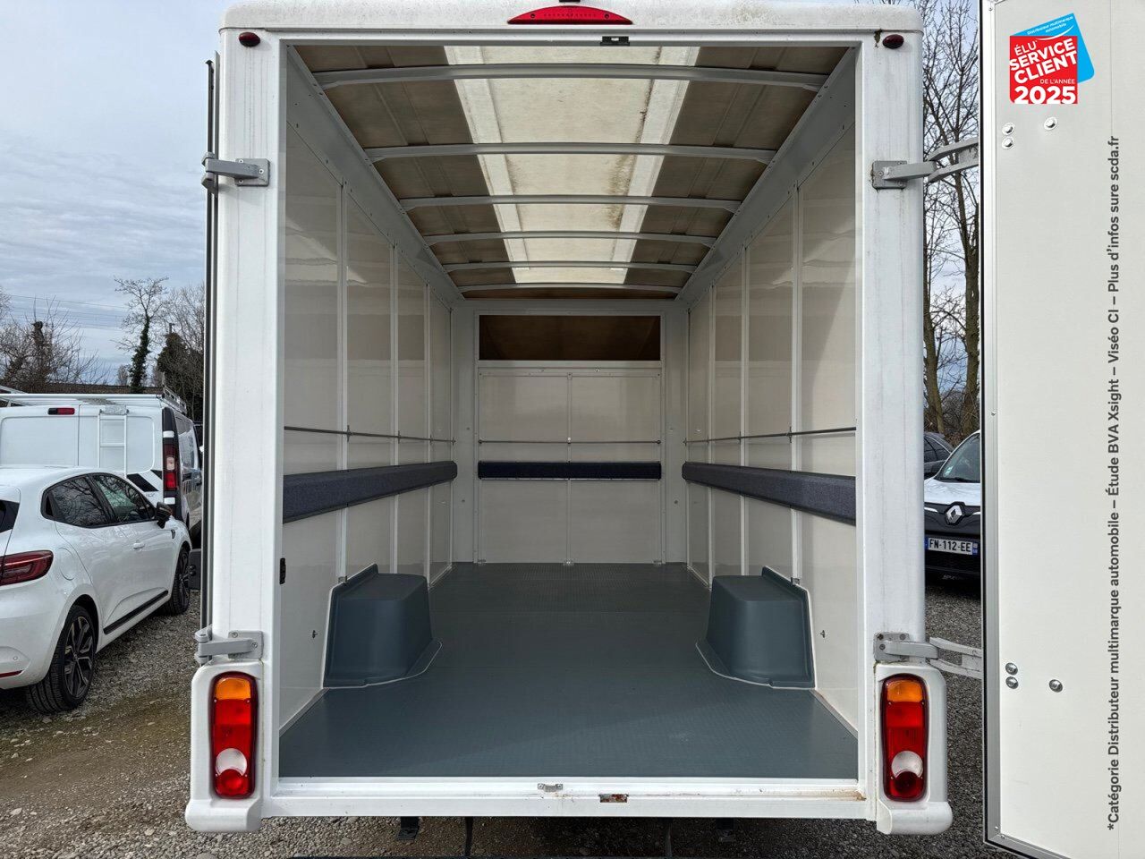 Véhicule d'occasion RENAULT MASTER CCB F3500 L3 2.3 BLUE DCI 165CH CONFORT EUROVI chez Opel Charleville