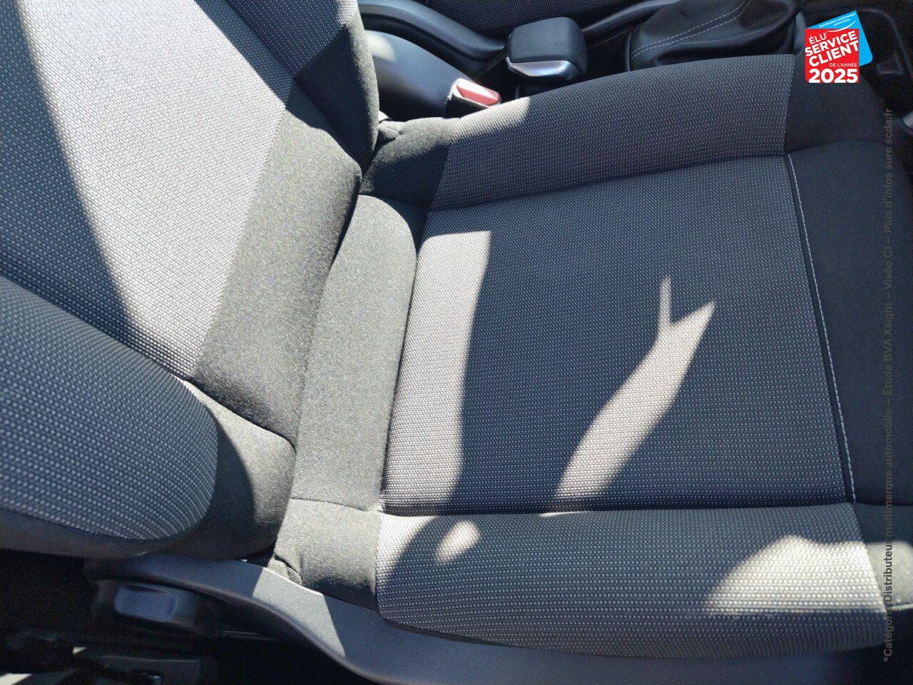 Véhicule d'occasion CITROEN C3 AIRCROSS PURETECH 130CH S/S SHINE E6.D EAT6 7CV RADAR AR CARPLAY chez Opel Verdun