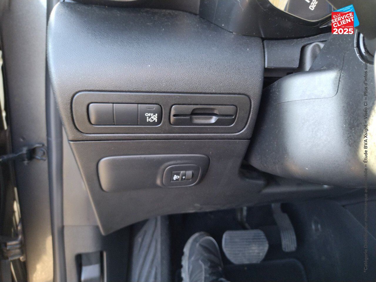 Véhicule d'occasion CITROEN C3 AIRCROSS PURETECH 130CH S/S SHINE E6.D EAT6 7CV RADAR AR CARPLAY chez Opel Verdun