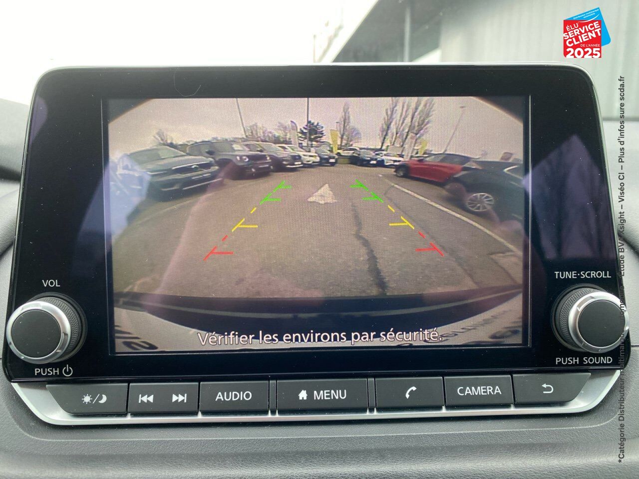 Véhicule d'occasion NISSAN QASHQAI 1.3 MILD HYBRID 140CH BUSINESS EDITION 2022 CAMERA chez Nissan Qashqai occasion