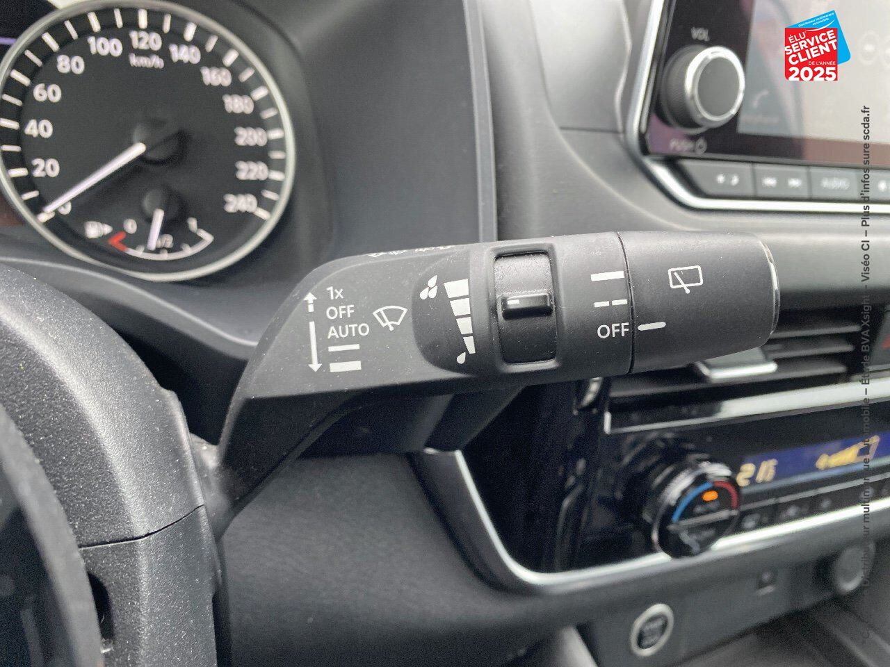 Véhicule d'occasion NISSAN QASHQAI 1.3 MILD HYBRID 140CH BUSINESS EDITION 2022 CAMERA chez Toyota Bar le Duc