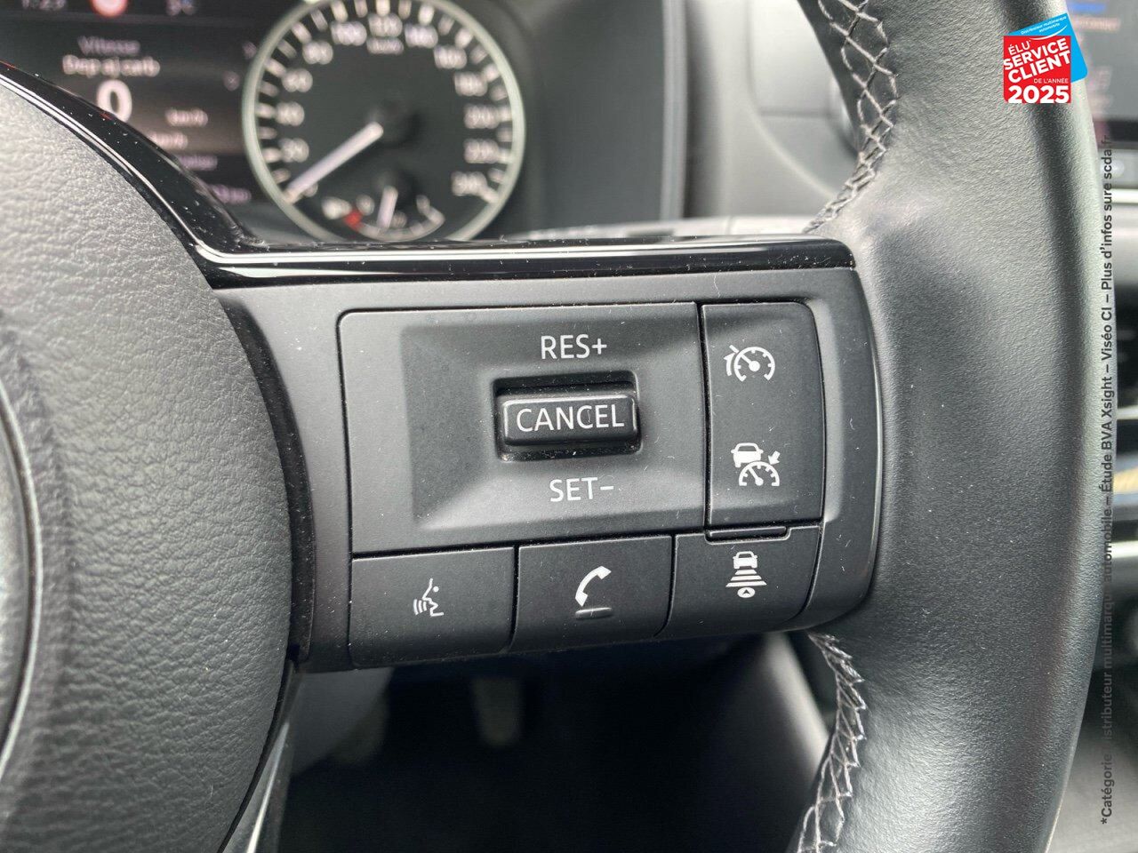 Véhicule d'occasion NISSAN QASHQAI 1.3 MILD HYBRID 140CH BUSINESS EDITION 2022 CAMERA chez Toyota Sarreguemines