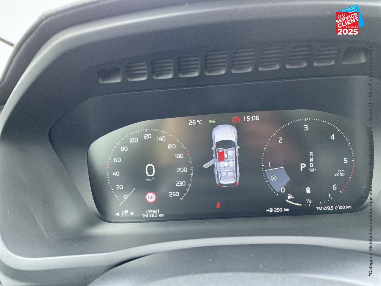 Véhicule d'occasion VOLVO XC90 B5 AWD 235CH INSCRIPTION LUXE GEARTRONIC chez BMW Besançon