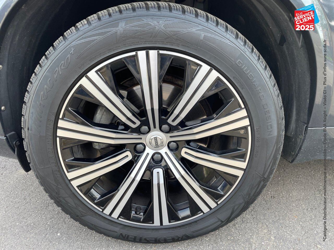 Véhicule d'occasion VOLVO XC90 B5 AWD 235CH INSCRIPTION LUXE GEARTRONIC chez BMW Besançon
