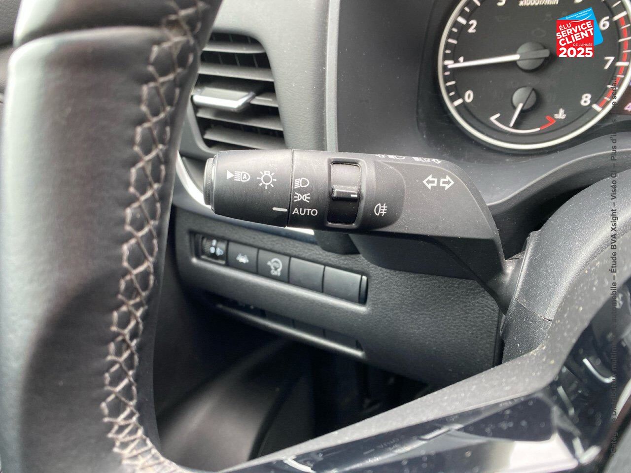 Véhicule d'occasion NISSAN QASHQAI 1.3 MILD HYBRID 140CH BUSINESS EDITION 2022 CAMERA chez Nissan Juke occasion