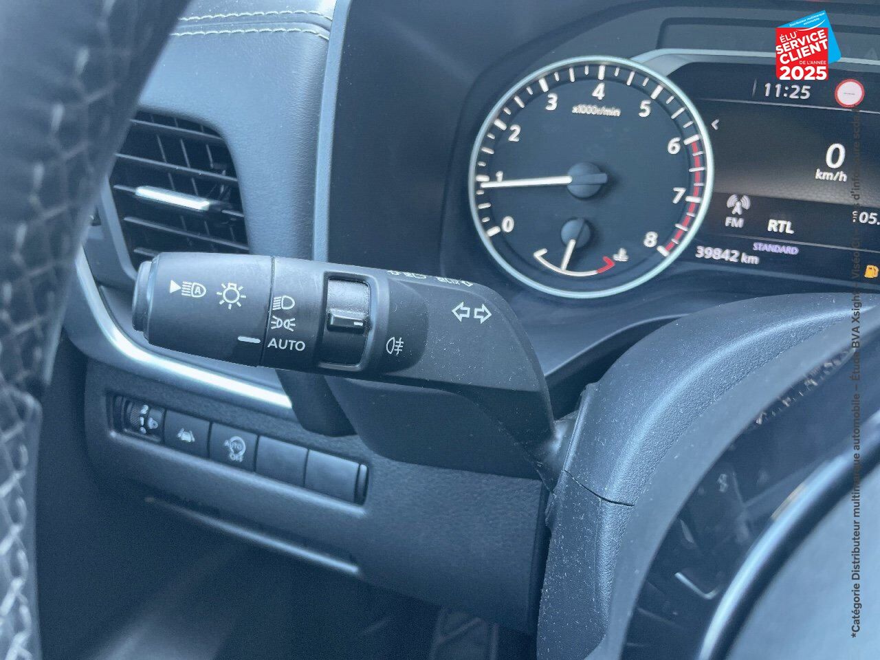 Véhicule d'occasion NISSAN QASHQAI 1.3 MILD HYBRID 140CH BUSINESS EDITION 2022 CAMERA chez Nissan Qashqai occasion
