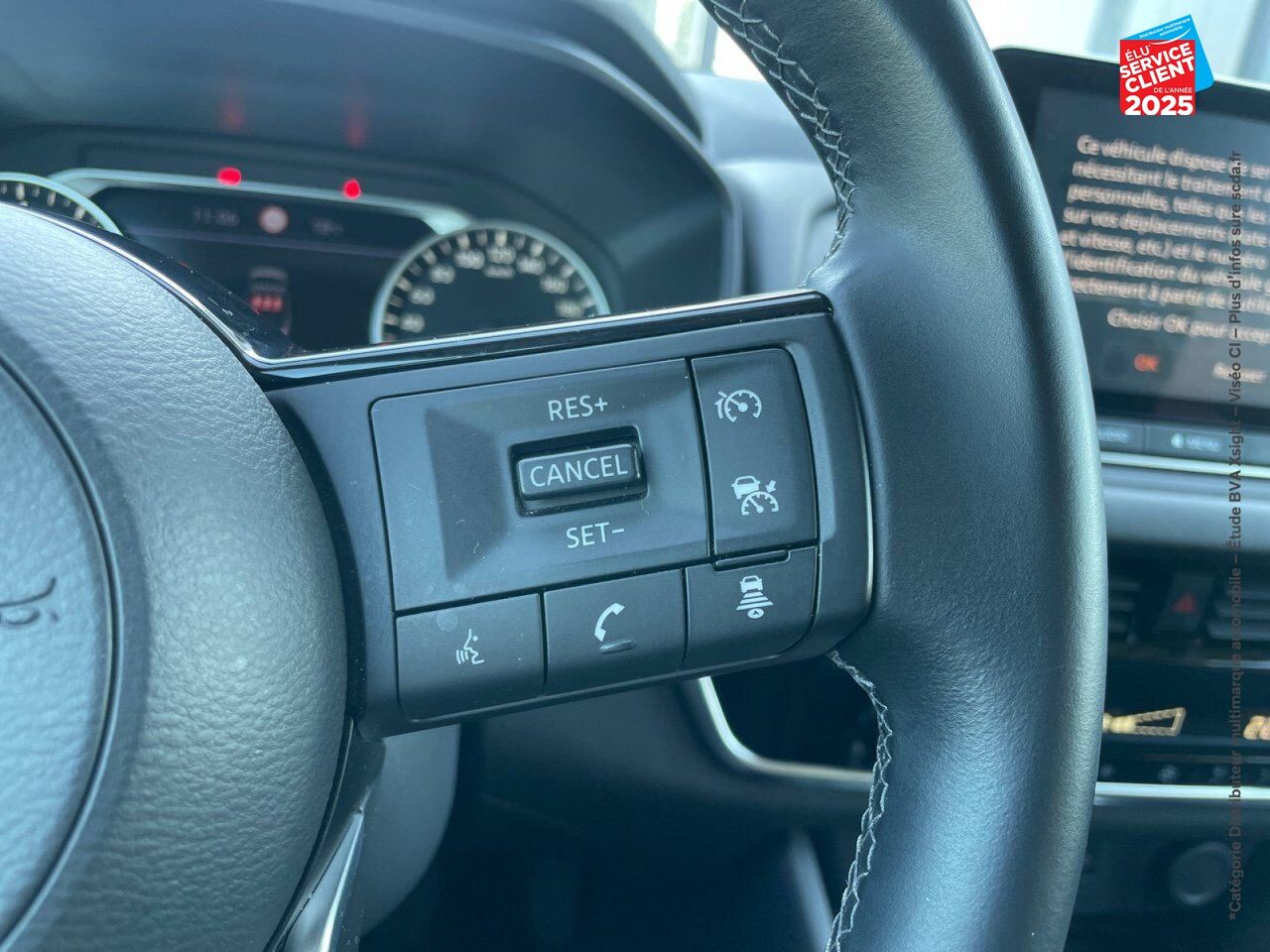 Véhicule d'occasion NISSAN QASHQAI 1.3 MILD HYBRID 140CH BUSINESS EDITION 2022 CAMERA chez Nissan Qashqai occasion