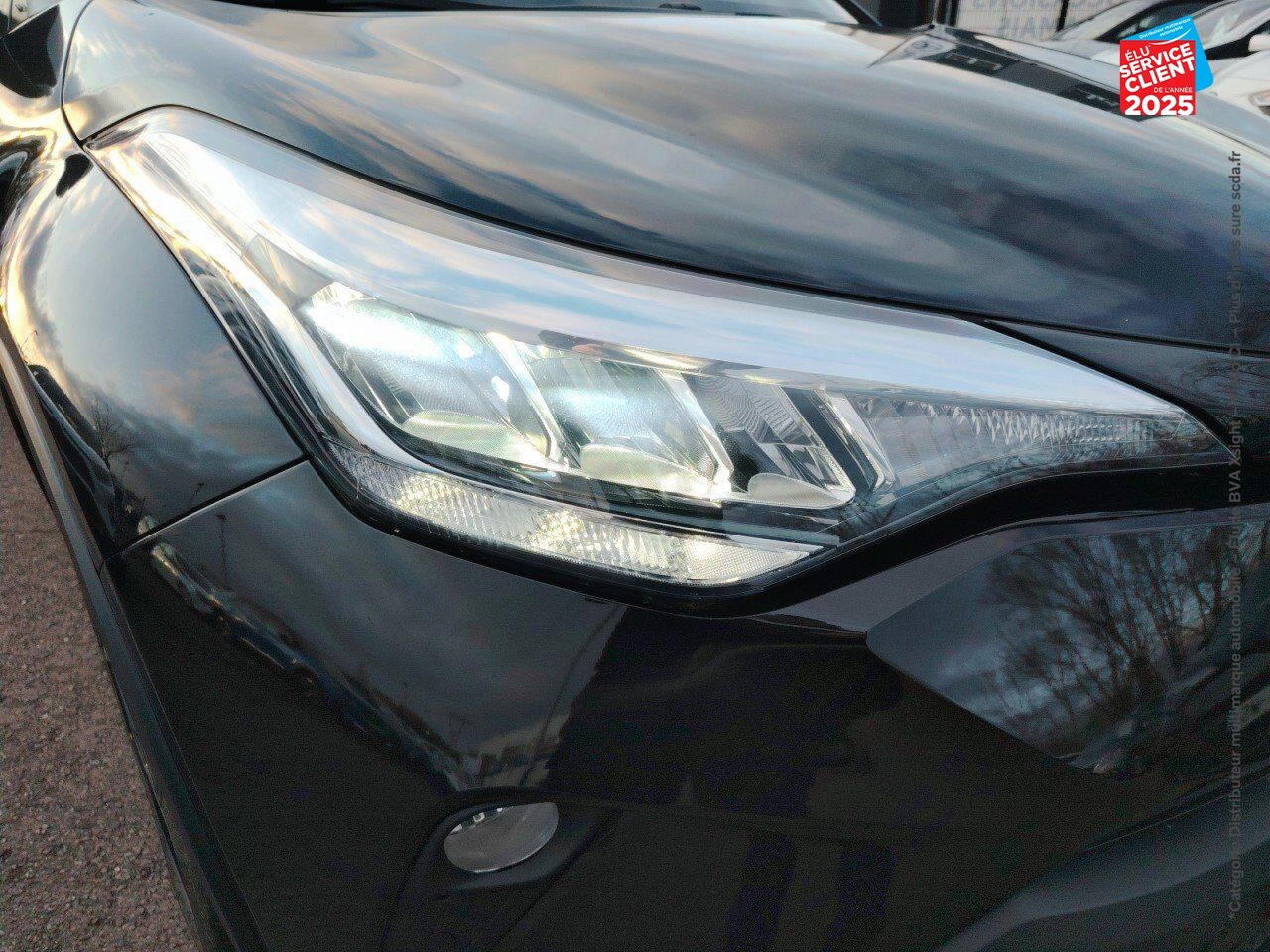 Véhicule d'occasion TOYOTA C-HR 1.8 HYBRIDE 122CH DESIGN E-CVT CAMERA chez Toyota Sarreguemines