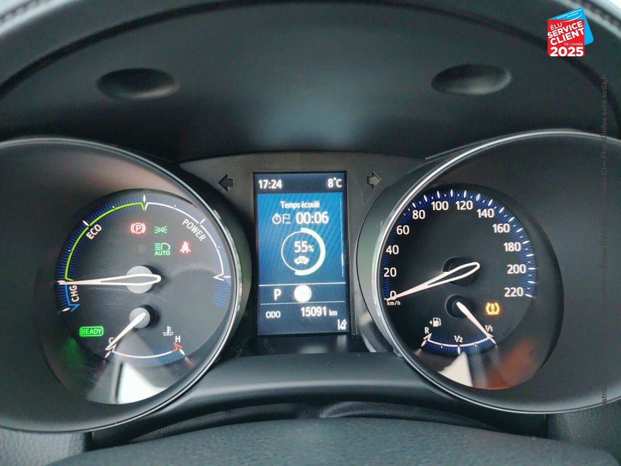 Véhicule d'occasion TOYOTA C-HR 1.8 HYBRIDE 122CH DESIGN E-CVT CAMERA chez Toyota Sarreguemines