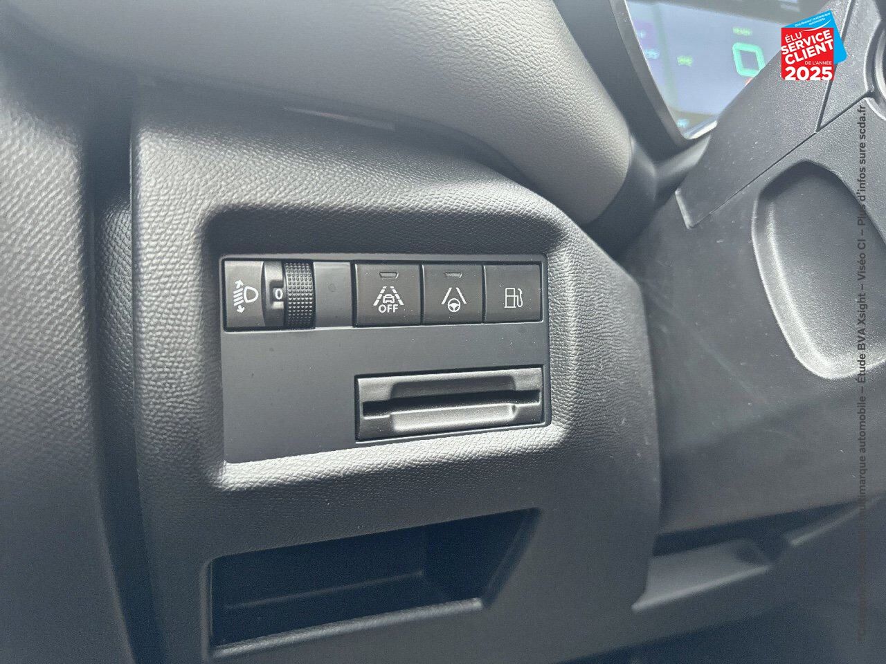 Véhicule d'occasion CITROEN C5 AIRCROSS 1.6 HYBRIDE RECHARGEABLE 225CH E-SERIES BOITE AUTOMATIQUE GPS CAMERA chez Hyundai Epernay