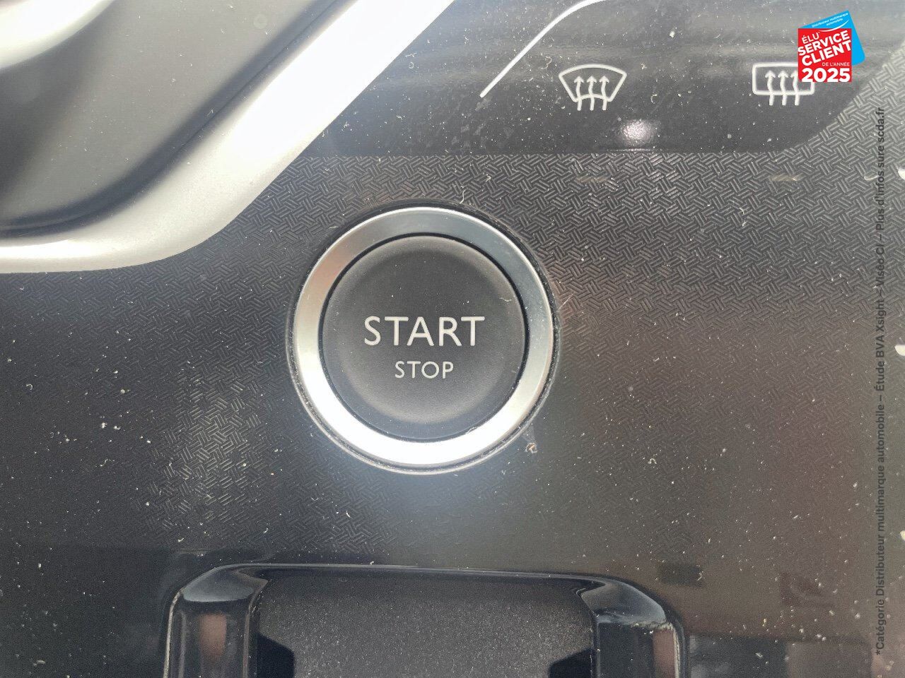 Véhicule d'occasion CITROEN C4 PICASSO PURETECH 130CH SHINE SS chez Dacia Montbéliard