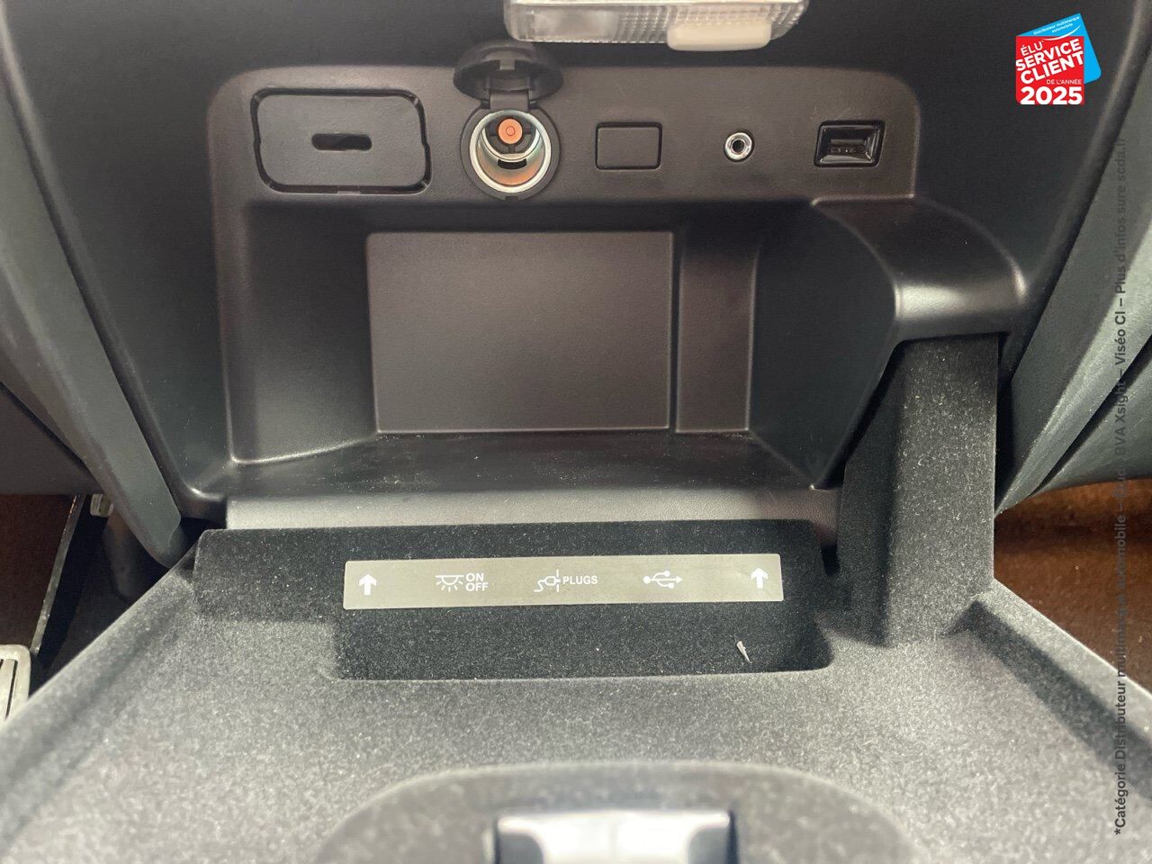 Véhicule d'occasion CITROEN C4 PICASSO PURETECH 130CH SHINE SS chez Dacia Montbéliard