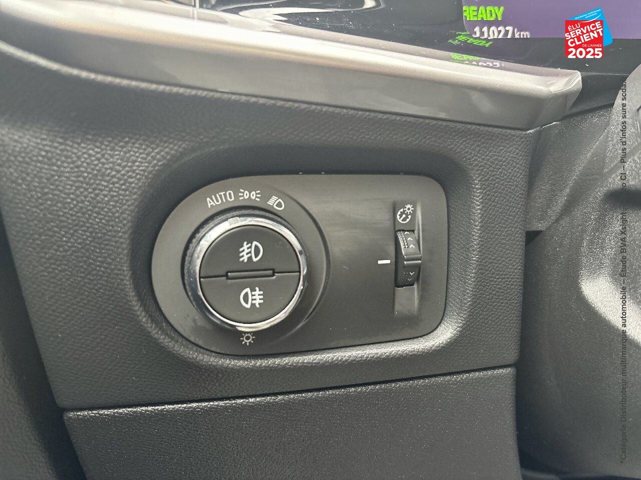Véhicule d'occasion OPEL MOKKA MOKKA-E 136CH ULTIMATE SIEGES CHAUF GPS CAMERA CARPLAY chez Opel Verdun