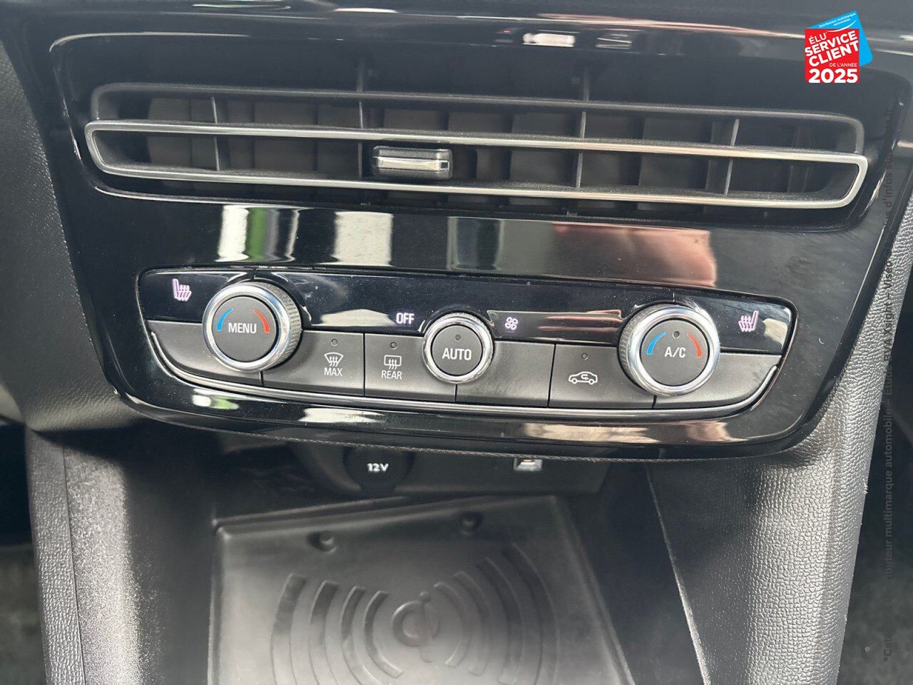 Véhicule d'occasion OPEL MOKKA MOKKA-E 136CH ULTIMATE SIEGES CHAUF GPS CAMERA CARPLAY chez Opel Verdun