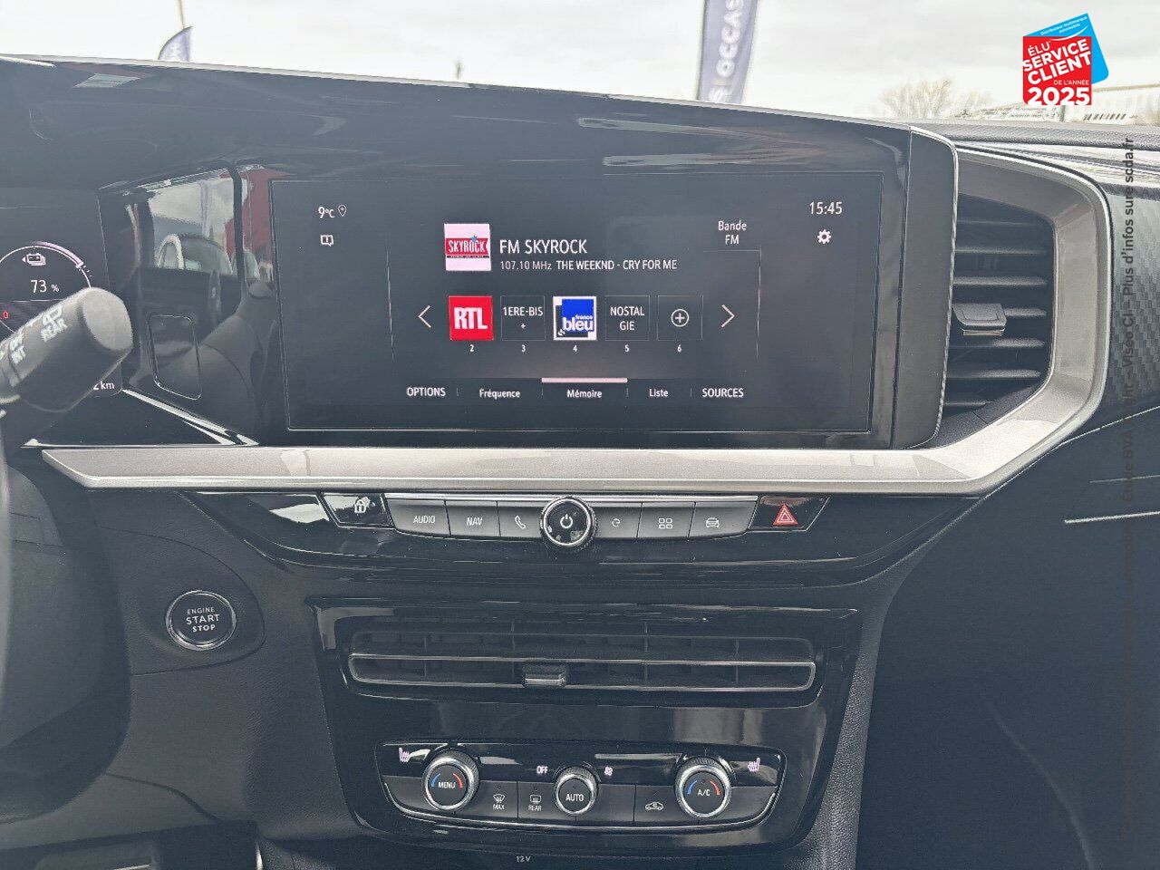 Véhicule d'occasion OPEL MOKKA MOKKA-E 136CH ULTIMATE SIEGES CHAUF GPS CAMERA CARPLAY chez Opel Verdun