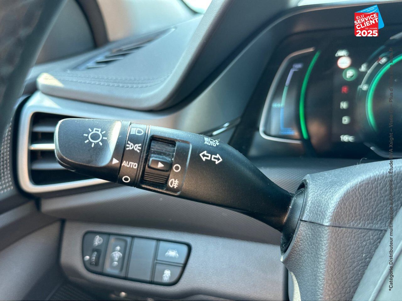 Véhicule d'occasion HYUNDAI IONIQ PLUG-IN 141CH CREATIVE 5CV GPS CAMERA chez Hyundai Epernay