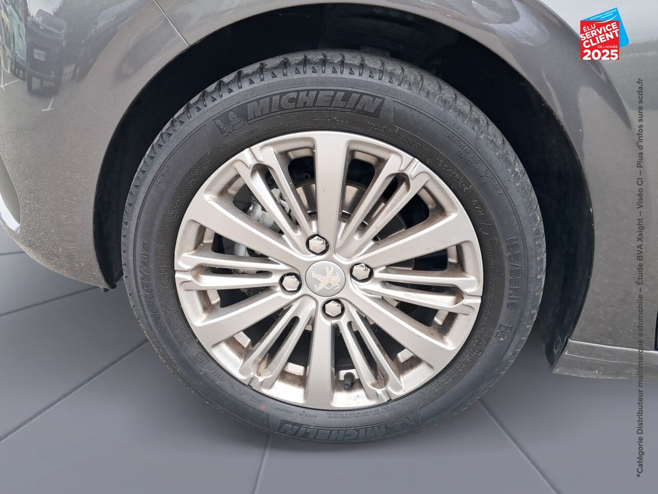 Véhicule d'occasion PEUGEOT 208 1.2 PURETECH 110CH E6.C ALLURE SS EAT6 5P chez Hyundai Epernay