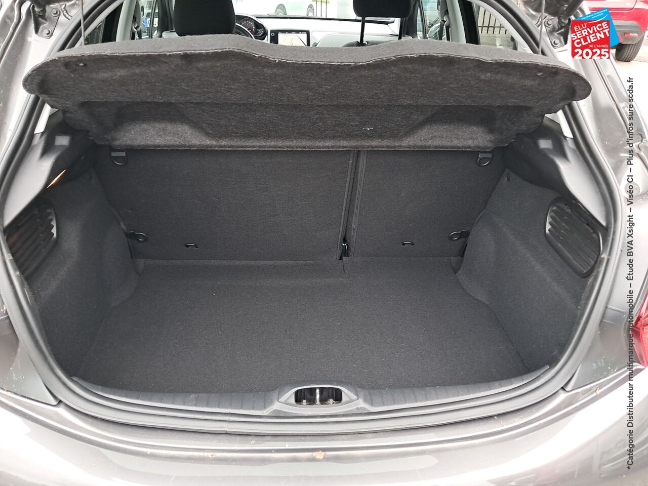 Véhicule d'occasion PEUGEOT 208 1.2 PURETECH 110CH E6.C ALLURE SS EAT6 5P chez Hyundai Epernay