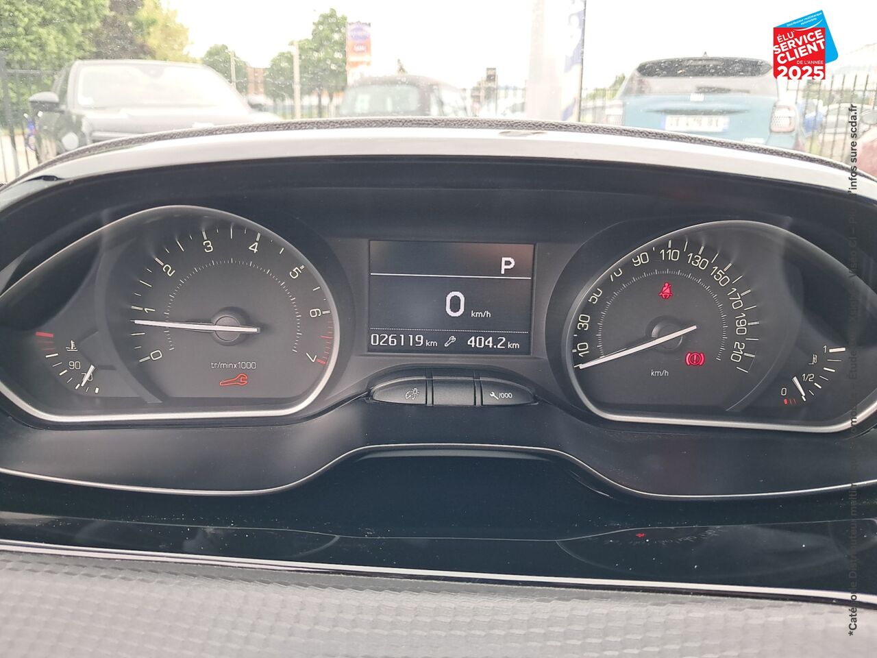 Véhicule d'occasion PEUGEOT 208 1.2 PURETECH 110CH E6.C ALLURE SS EAT6 5P chez Hyundai Epernay