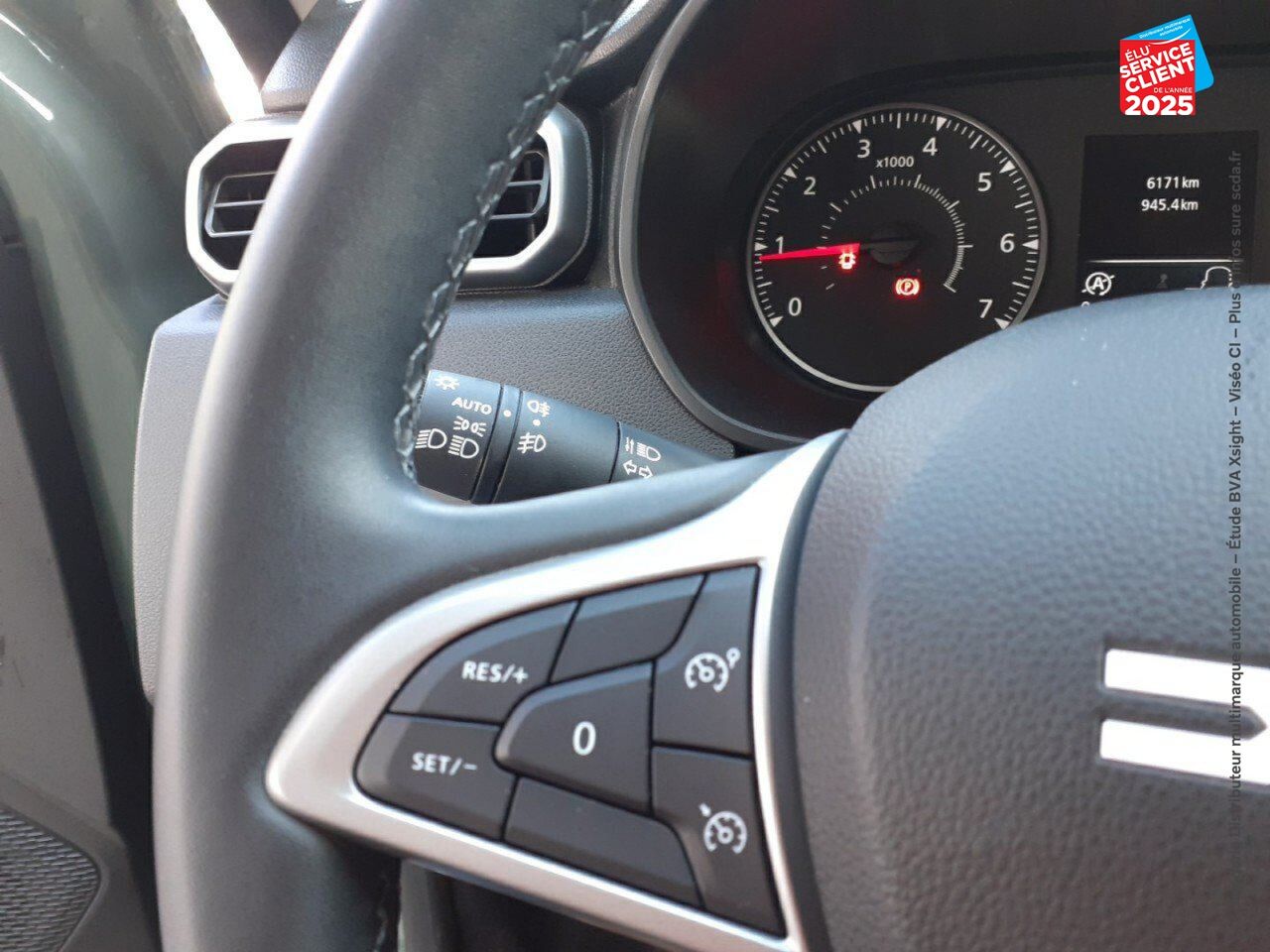 Véhicule d'occasion DACIA DUSTER 1.0 ECO-G 100CH JOURNEY 4X2 chez Hyundai Chalons