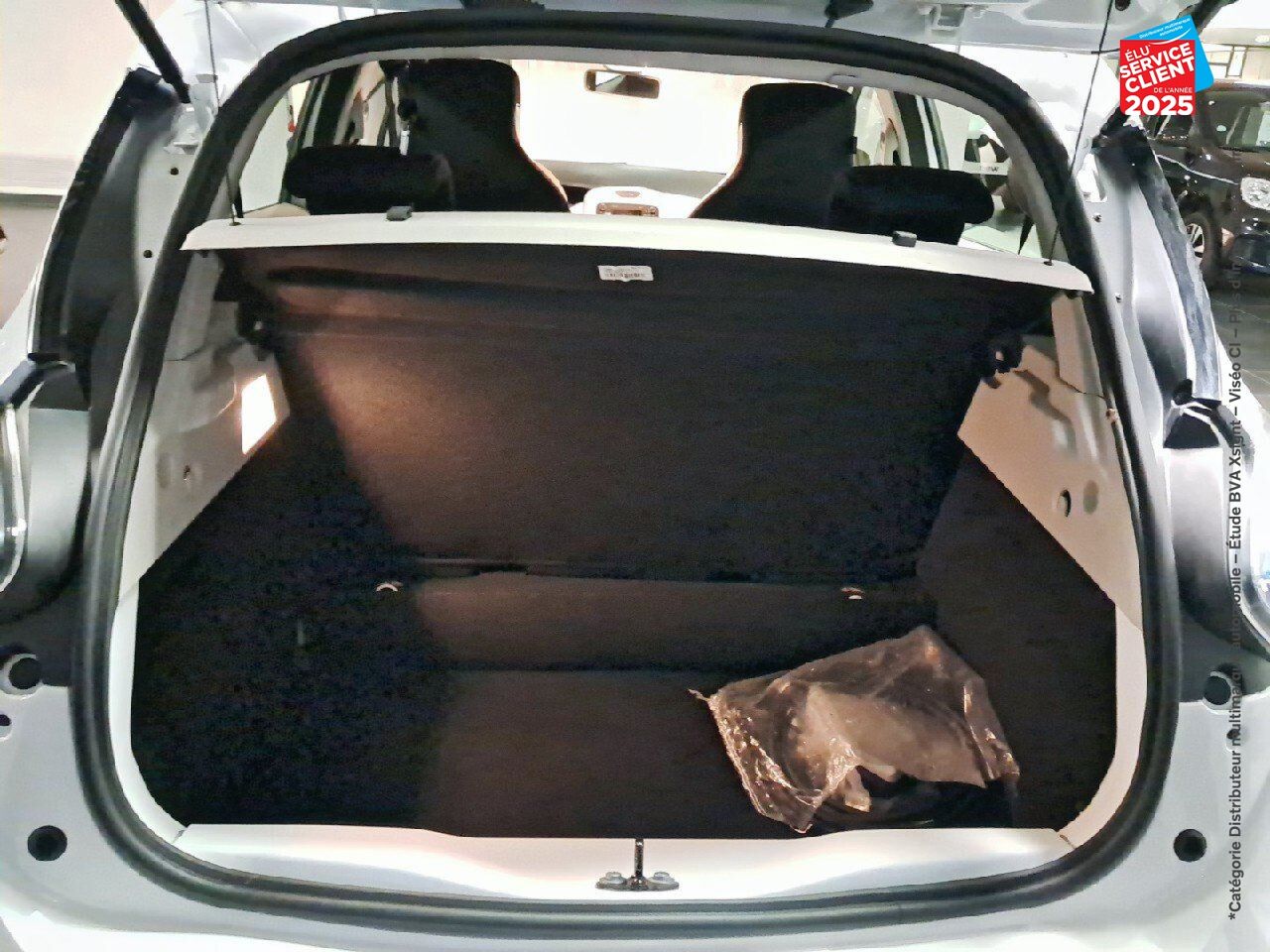 Véhicule d'occasion RENAULT ZOE CITY CHARGE NORMALE R90 chez Renault Saint-Louis