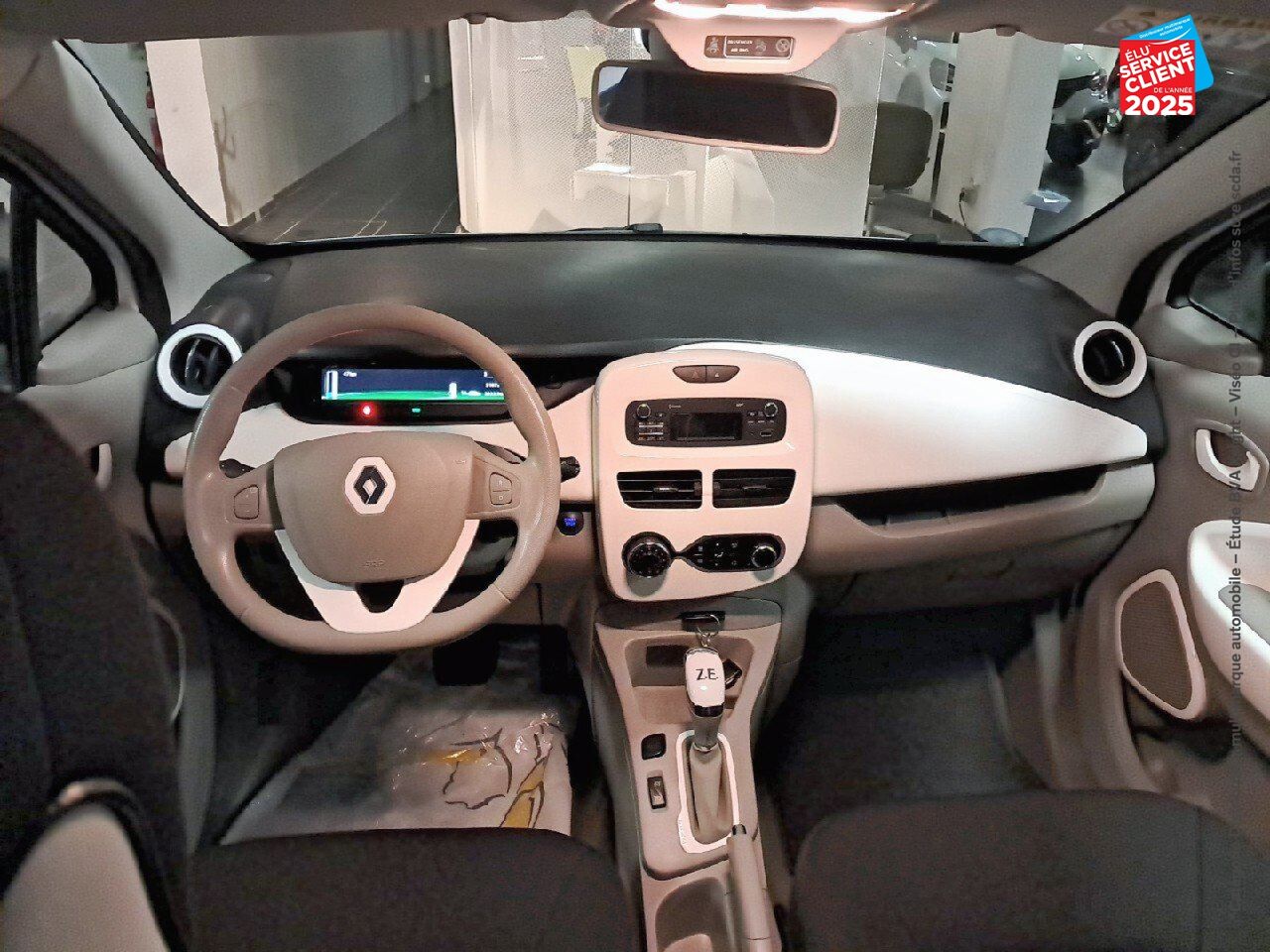 Véhicule d'occasion RENAULT ZOE CITY CHARGE NORMALE R90 chez Renault Saint-Louis